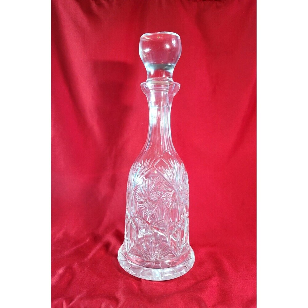 Wine Decanter Bottle Star Pinwheel Pattern Wide Bottom Whiskey VTG Clear Cut